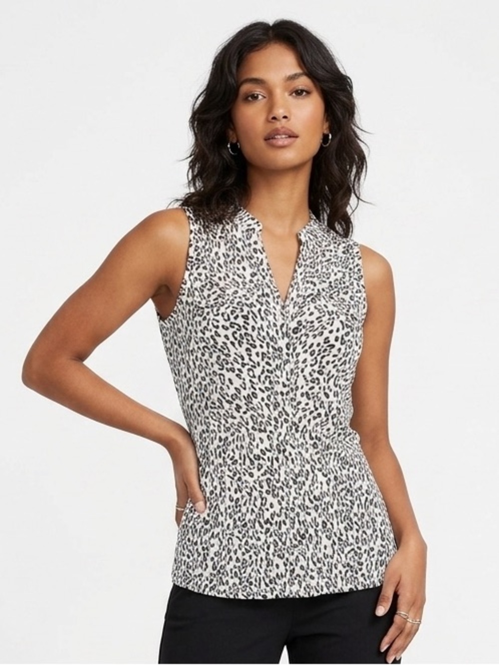 WHBM Black White Snow Leopard S/L Collared Knit Top XXS EUC $78
